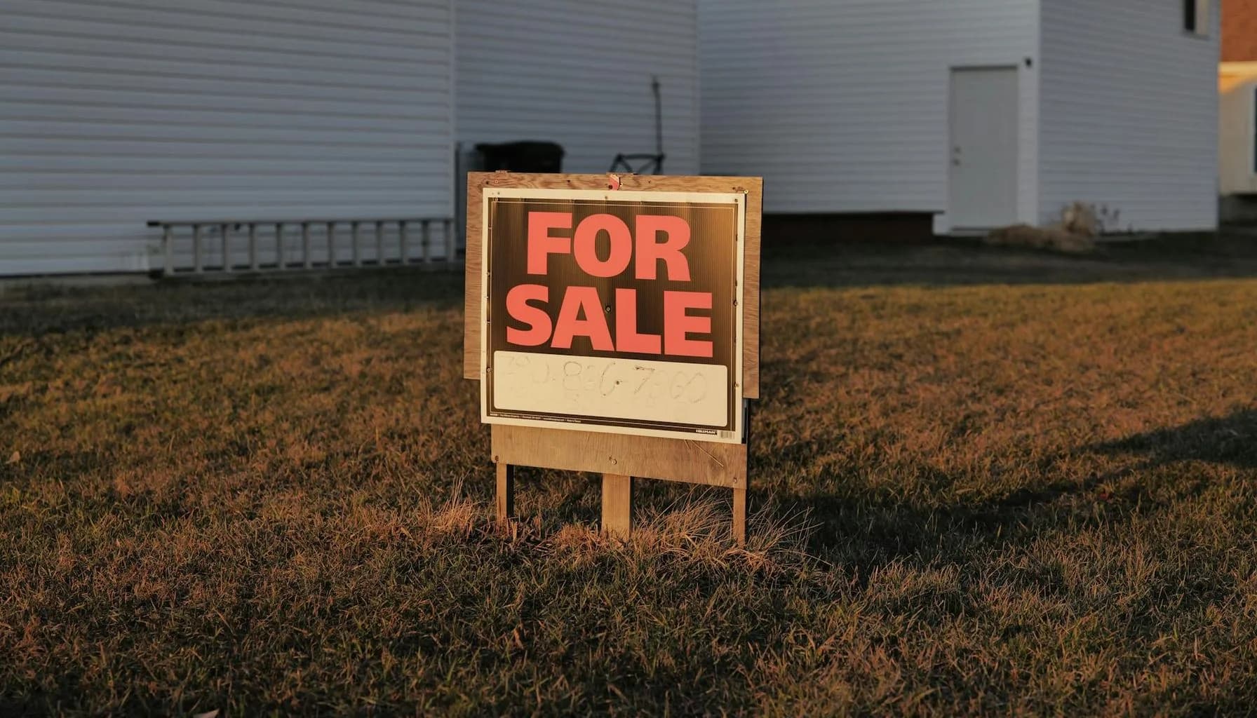 UK residential mortgage article image for Mortgage Complaints Dip 11% in the Mortgage Market