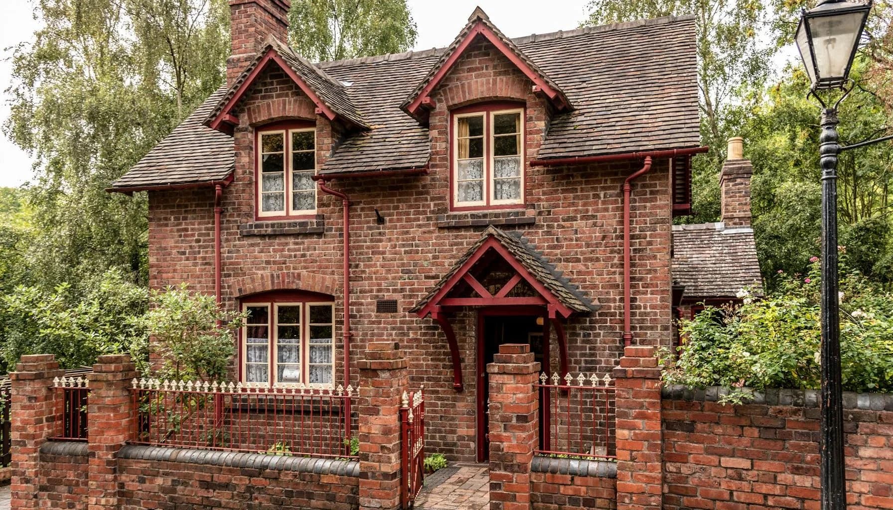 UK residential mortgage article image for UK Mortgage Costs Surge by £348 Amid Middle East Tensions